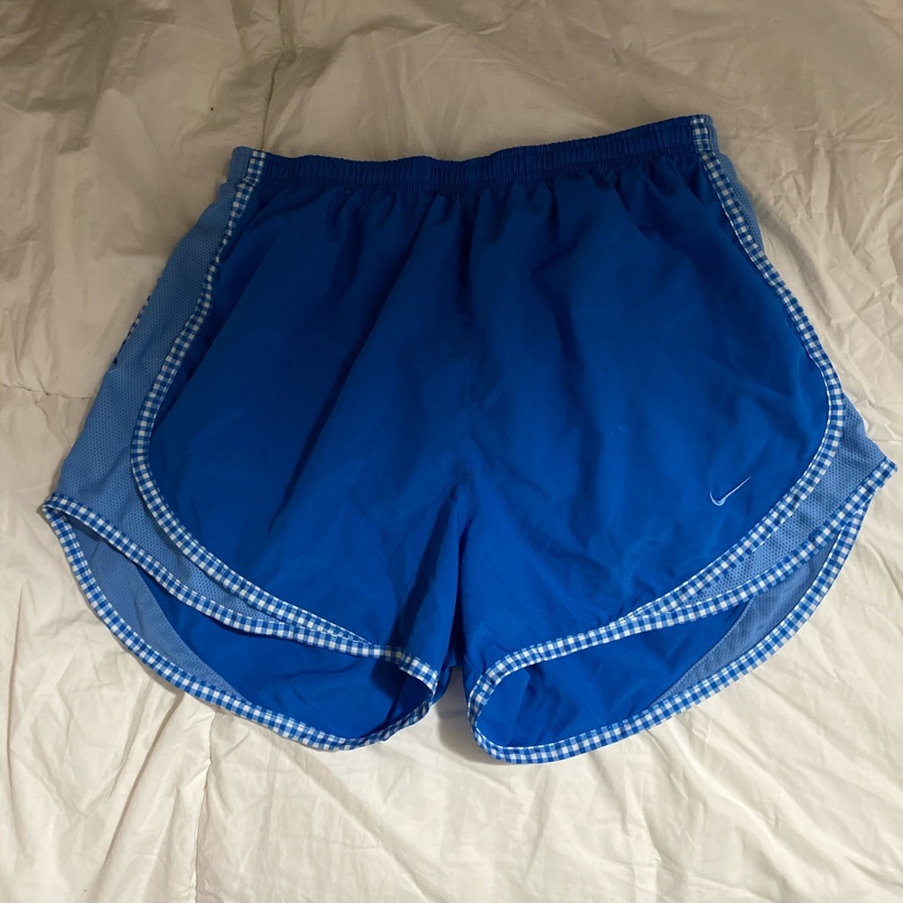 Never worn and in great condition